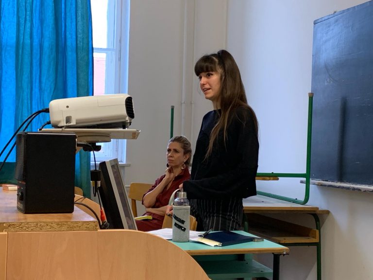 „Az ELTE is egy brand, amit kommunikálni kell” – Interjú Bálint Ágnessel és Mózs Barbarával, az ELTE BTK kommunikációs munkatársaival