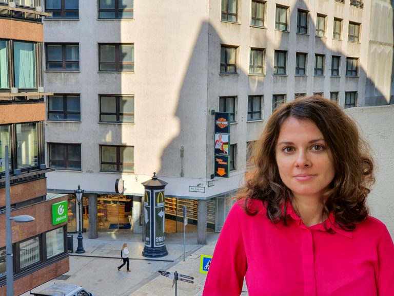 „Mindig is nyughatatlan természet voltam” – interjú Jász Annamáriával, a We Love Budapest újságírójával